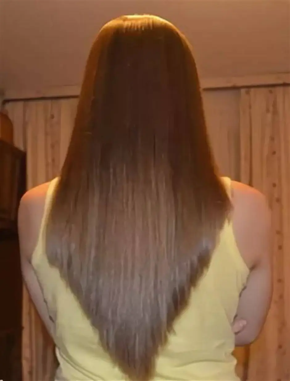 стрижка треугольником сзади на средние волосы фото