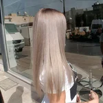 Перламутровый блонд фото на волосах