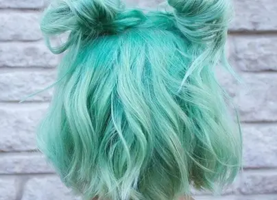 Фотографии зеленых волос