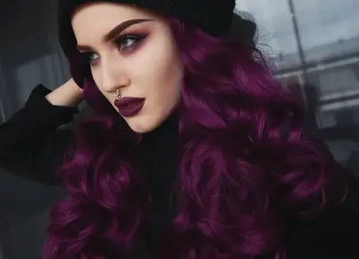 Темно фиолетовые волосы фото