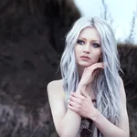 Фотка девушки с белыми волосами