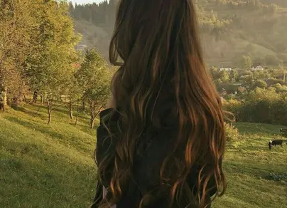 Фото девушек на аву с коричневыми волосами