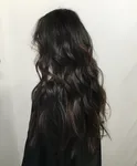 Фото девушек с длинными темными волосами