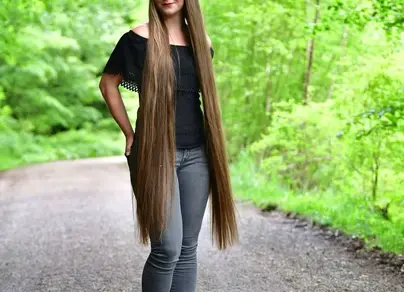 Красивые картинки девочек с длинными волосами
