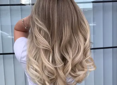 Кашемировый блонд фото на волосах